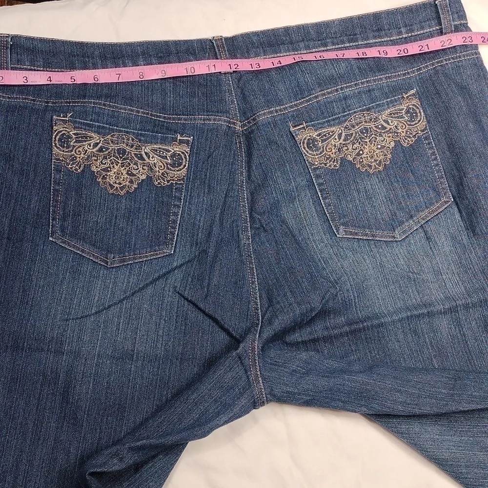 Gloria Vanderbilt women's shorts size 24W - Picture 12 of 14
